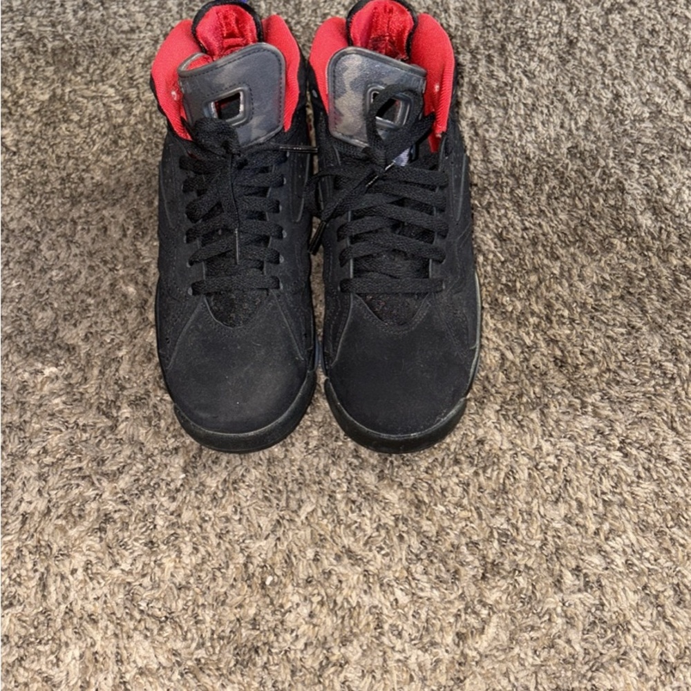 StockX Jordan MVP Raptors Boys Size 5.5Y - Picture 1 of 8